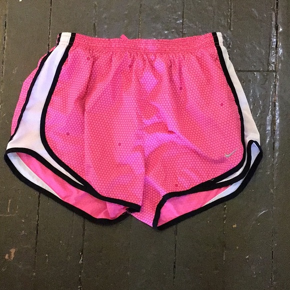 Nike DRI-FIT Shorts - Picture 2 of 4